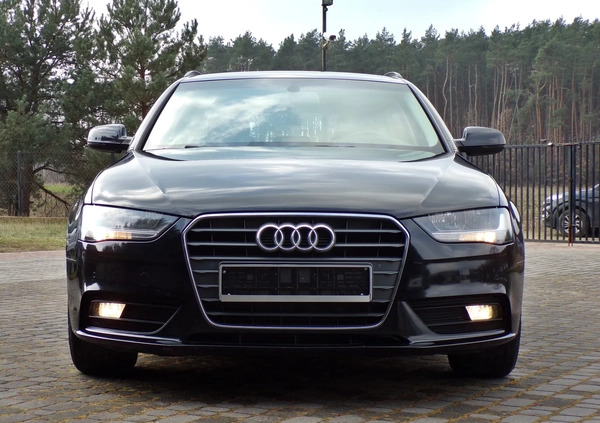 Audi A4 cena 43900 przebieg: 238000, rok produkcji 2014 z Czeladź małe 466